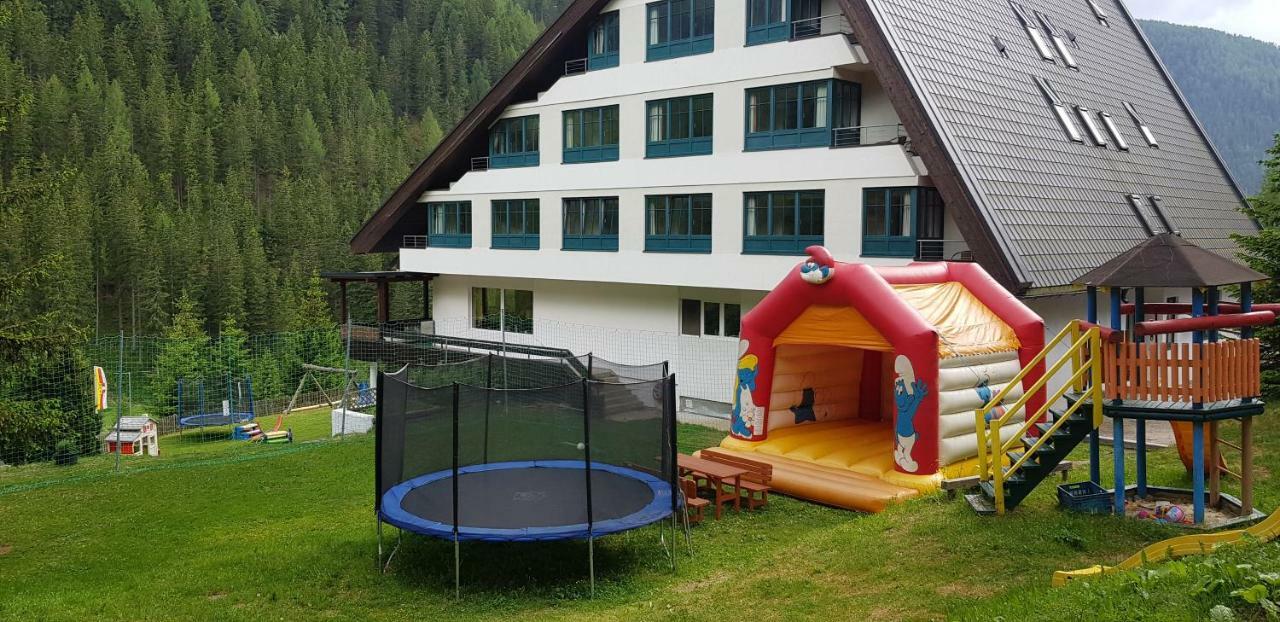 Kinder- Und Familienhotel Nockalm Иннеркремс Экстерьер фото
