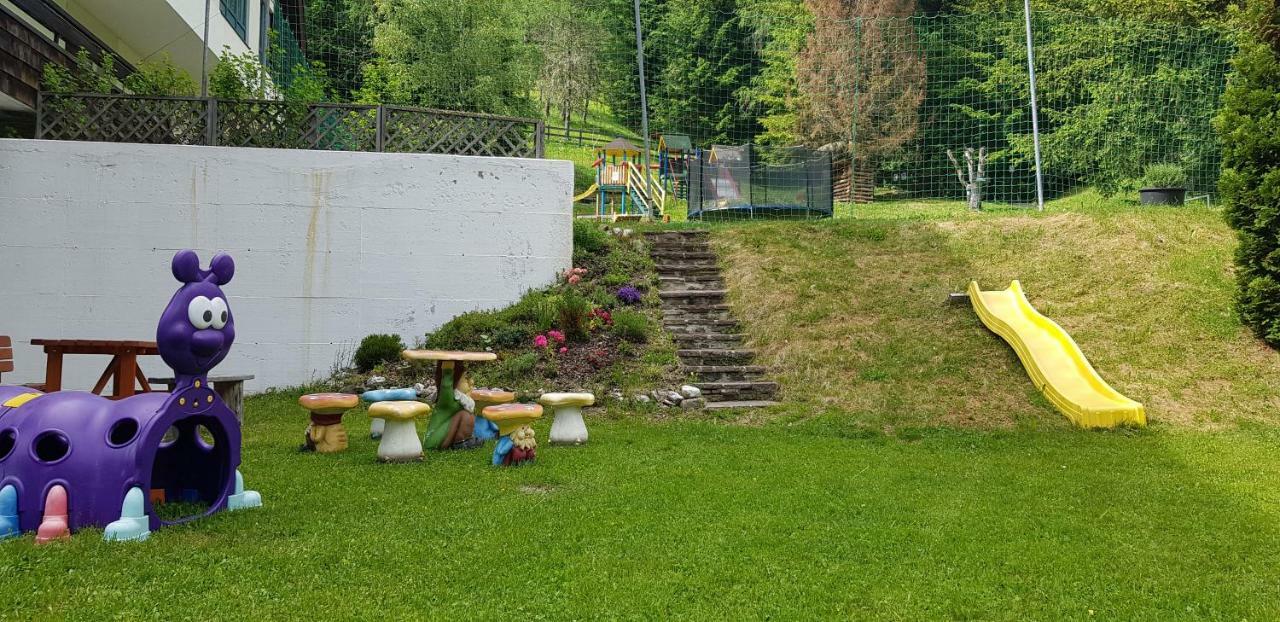 Kinder- Und Familienhotel Nockalm Иннеркремс Экстерьер фото